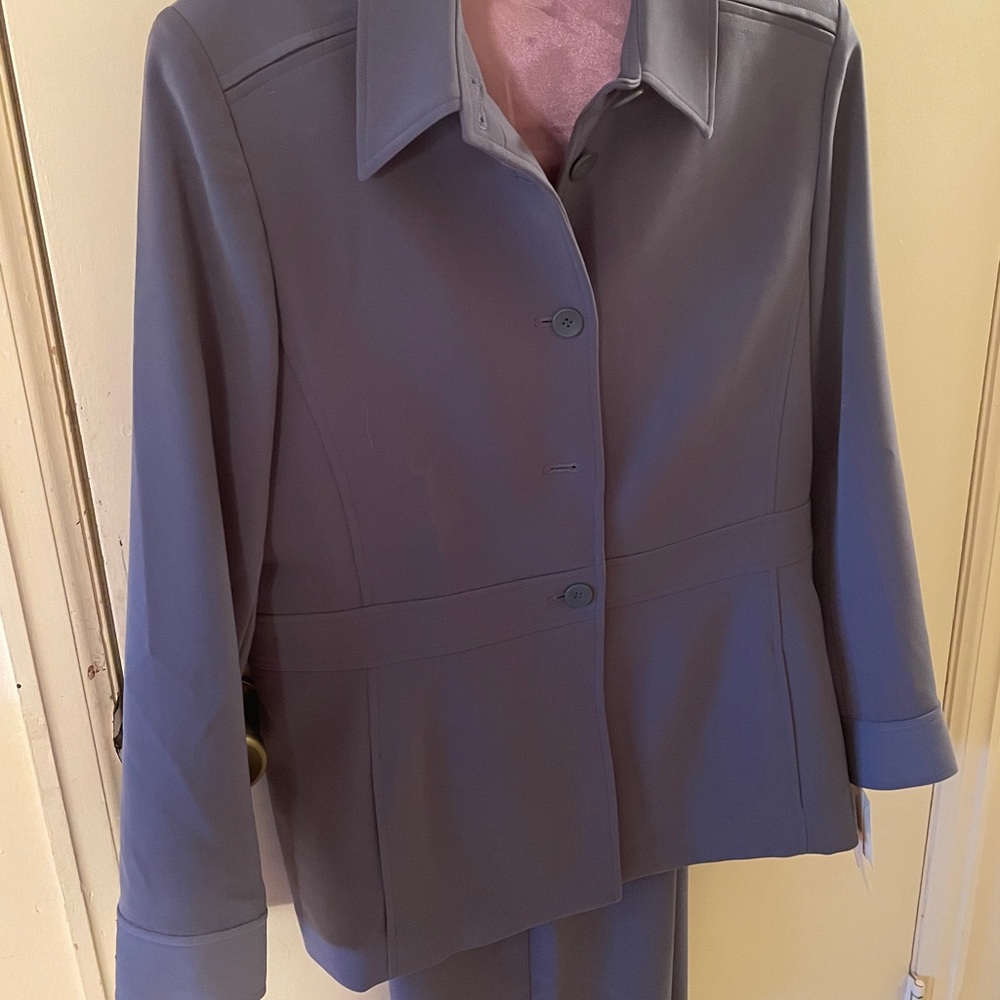 3 piece ladies suit
